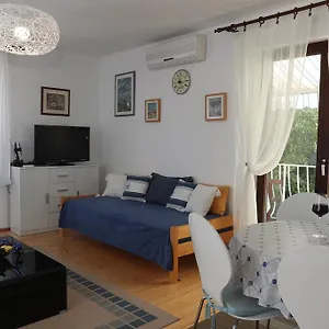 Apartman Knezovic
