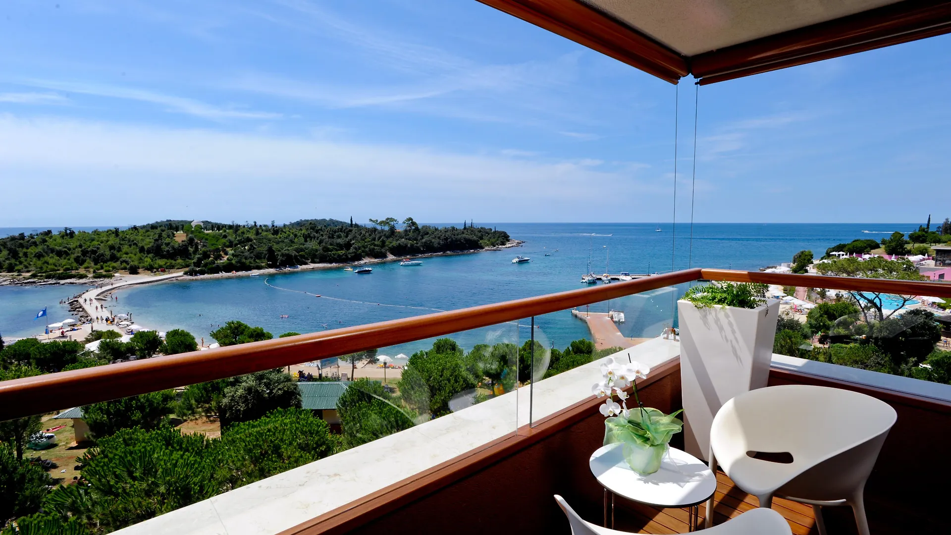 Maistra Select All Suite Island Hotel Istra Rovinj 4*,